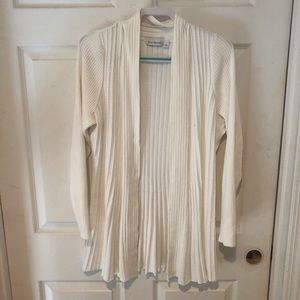 NWOT Kim Rogers Cardigan